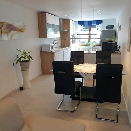 בית נופש Oase Der Ruhe: Haus Mit Garten *