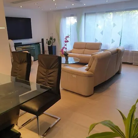 Oase Der Ruhe: Haus Mit Garten בית נופש לוהמר